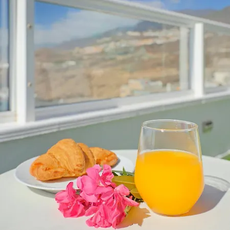 Beachfront Seaview Oasis - Private Terrace & Panoramic Ocean Views Tabaiba