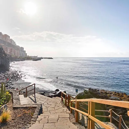 Apartamento Beachfront Seaview Oasis - Private Terrace & Panoramic Ocean Views *